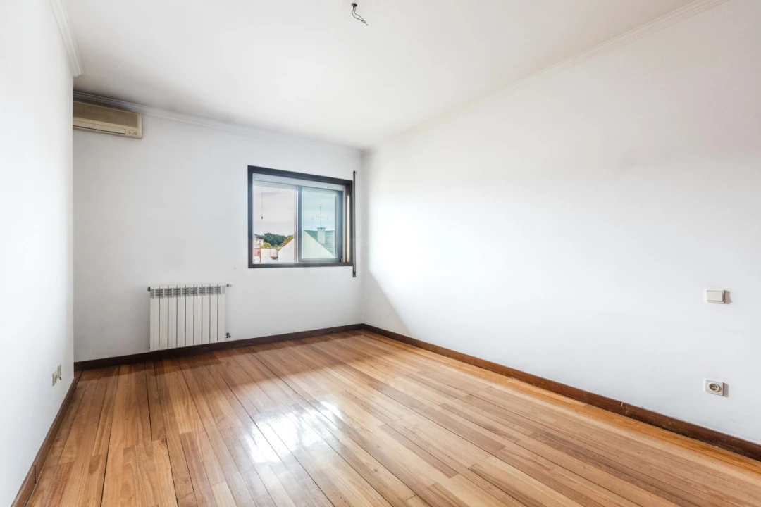 Apartamento T1 para Venda em Antas e Abade de Vermoim Foto 14