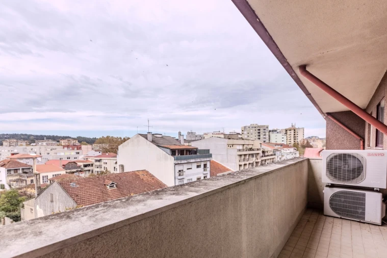 Apartamento T1 para Venda em Antas e Abade de Vermoim Foto 8