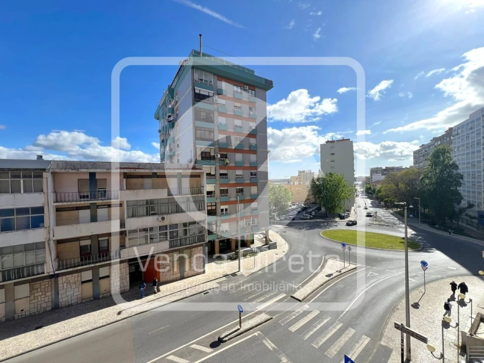 Apartamento T4 para Venda em Alto do Seixalinho, Santo André e Verderena Foto 24