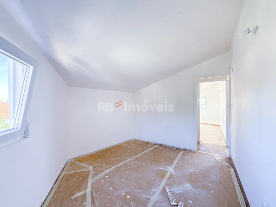 Moradia T2 para Venda em Assentiz Foto 4