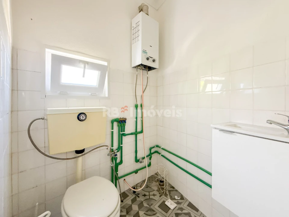 Moradia T2 para Venda em Assentiz Foto 37