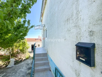 Moradia T2 para Venda em Assentiz