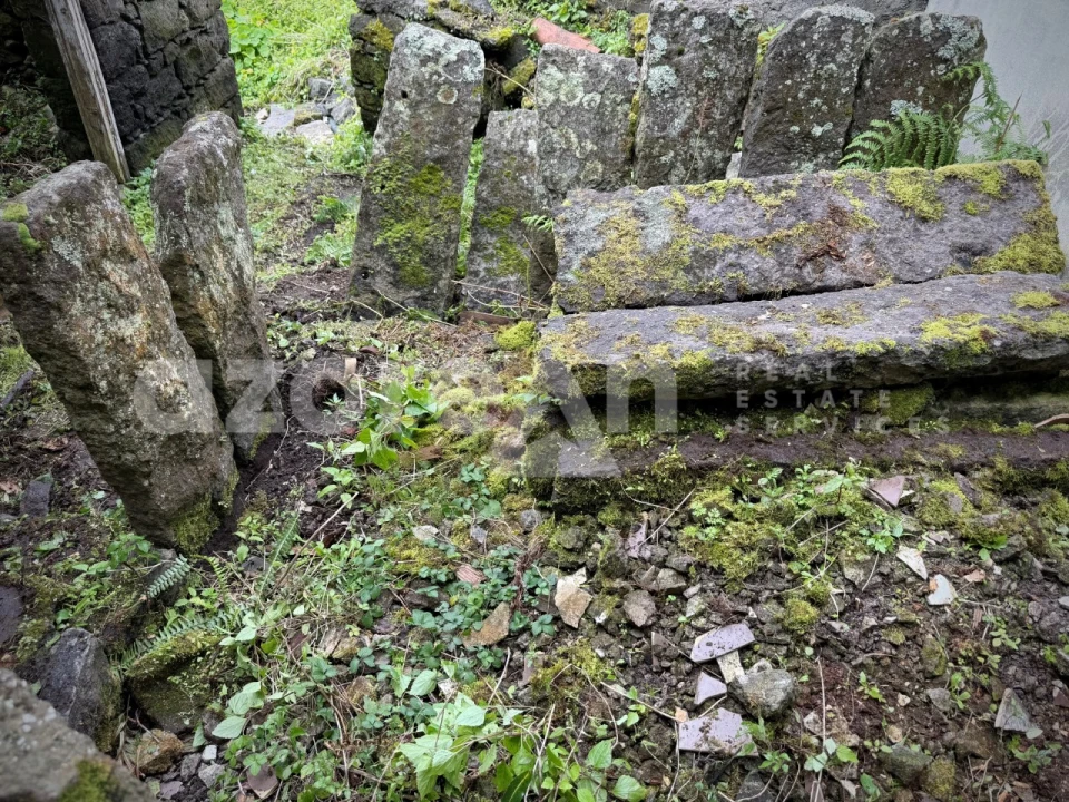 Moradia T5 para Venda em Ribeira Chã Foto 13