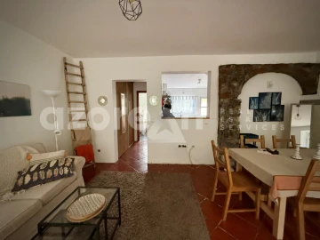 Moradia T5 para Venda em Ribeira Chã