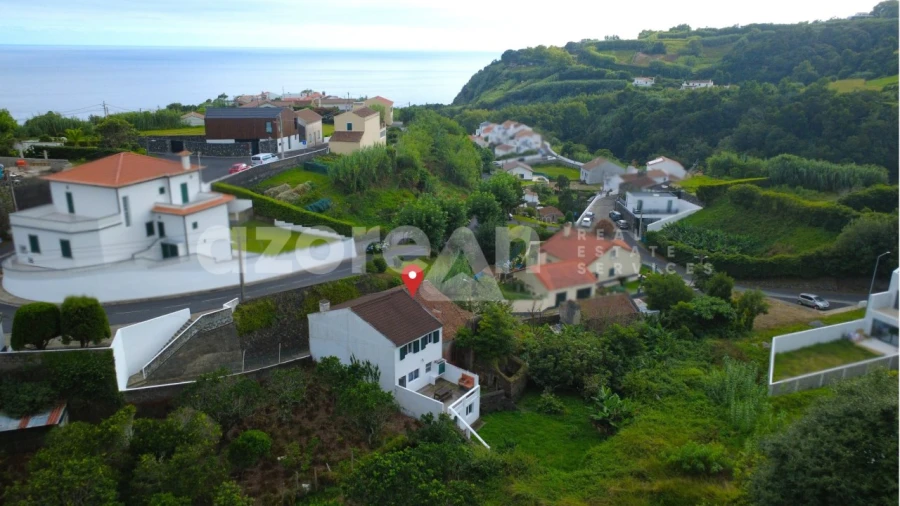 Moradia T5 para Venda em Ribeira Chã Foto 6