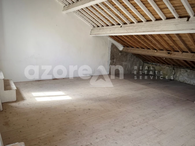 Moradia T5 para Venda em Ribeira Chã Foto 11