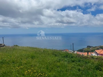 Terreno P/ Prédio para Venda em Ribeira Brava