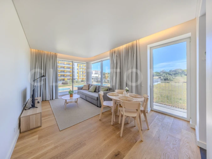 Apartamento T1 para Venda em Quarteira Foto 2