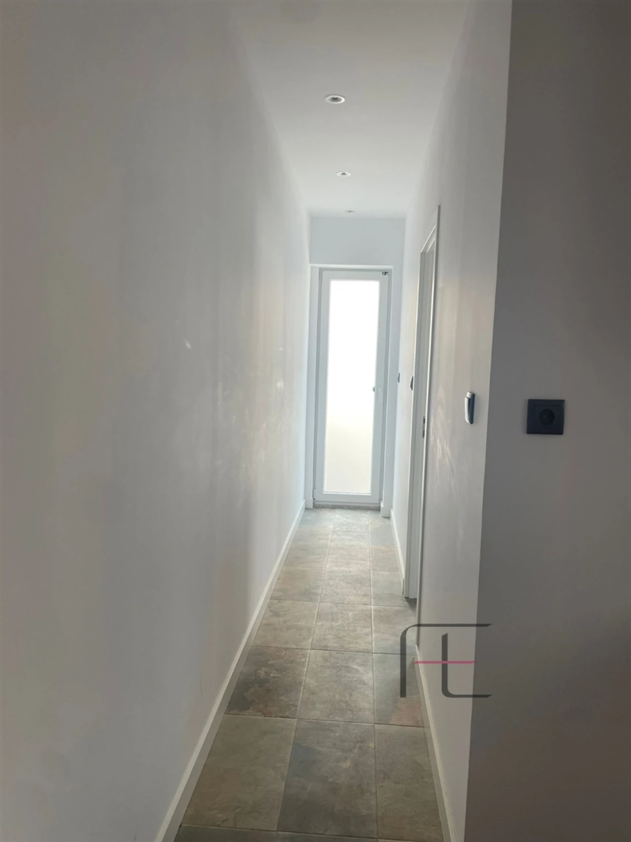 Apartamento T2 para Venda em Bonfim Foto 24