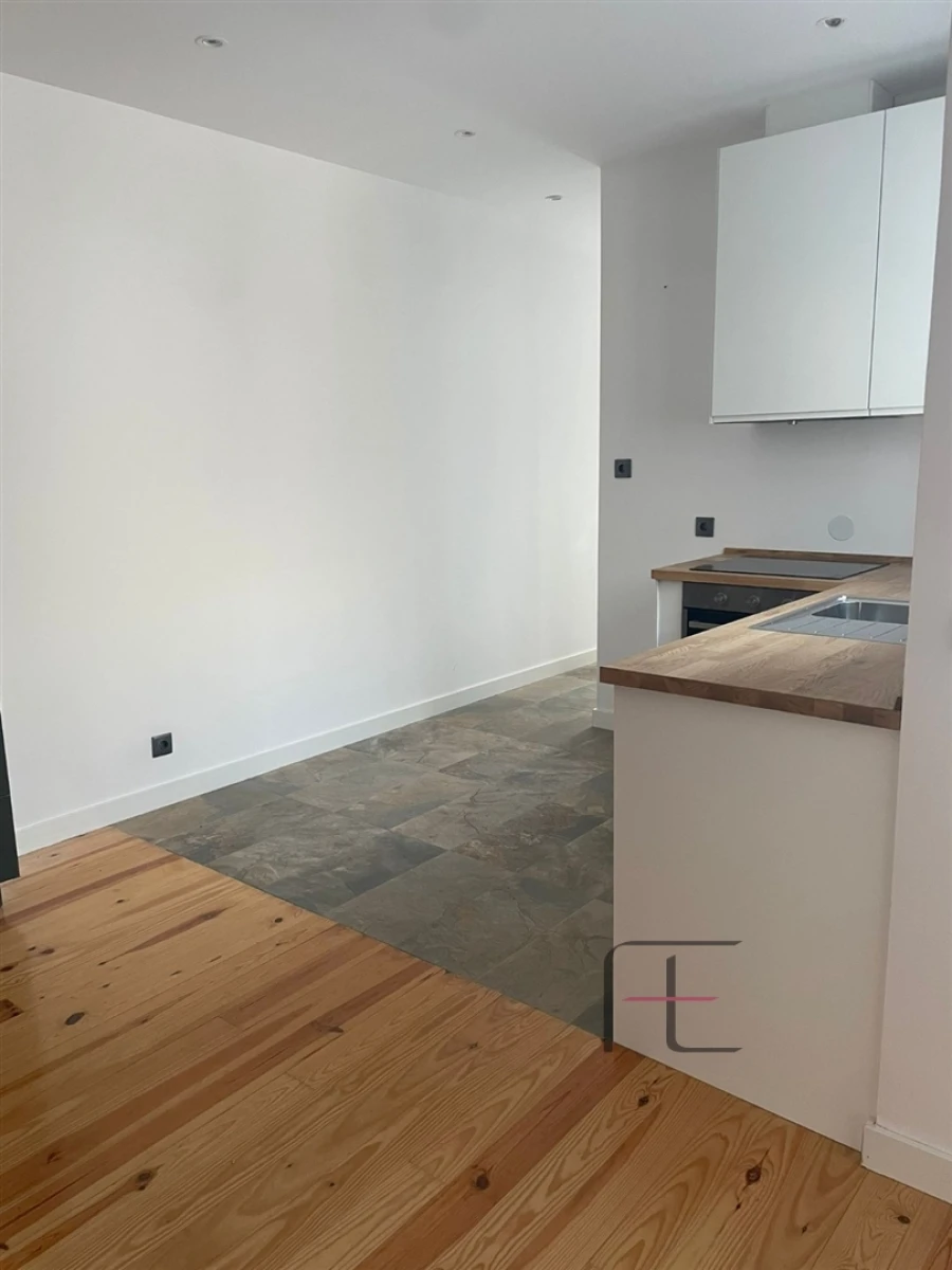 Apartamento T2 para Venda em Bonfim Foto 22