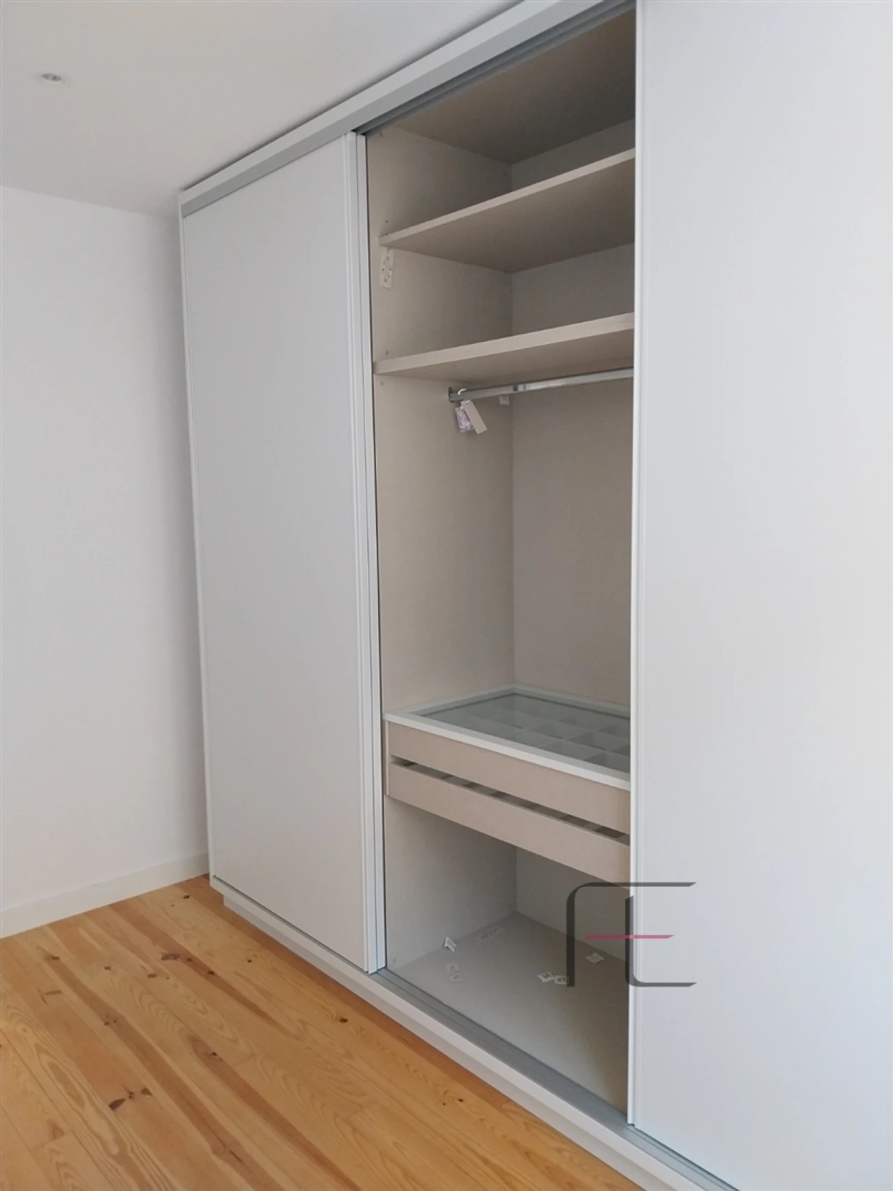 Apartamento T2 para Venda em Bonfim Foto 9