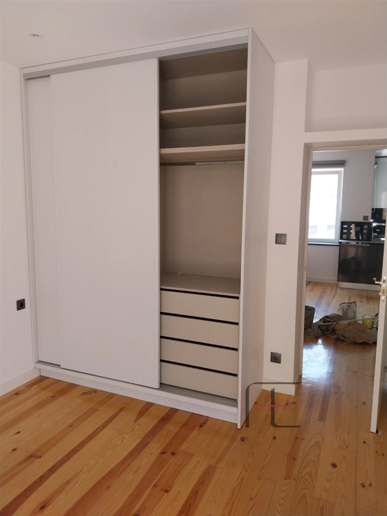 Apartamento T2 para Venda em Bonfim Foto 10
