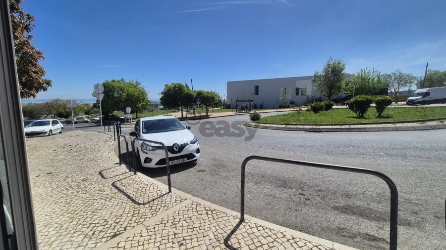 Negócio para Trespasse em Camarate, Unhos e Apelação Foto 24