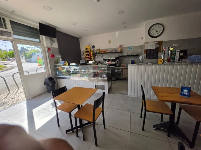 Negócio para Trespasse em Camarate, Unhos e Apelação Foto 5