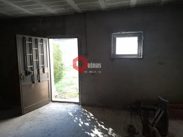 Moradia T2 para Venda em Vila do Touro