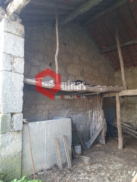 Moradia T2 para Venda em Vila do Touro