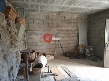 Moradia T2 para Venda em Vila do Touro