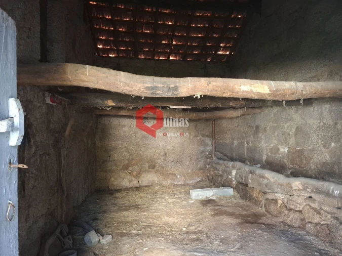 Moradia T2 para Venda em Vila do Touro Foto 27