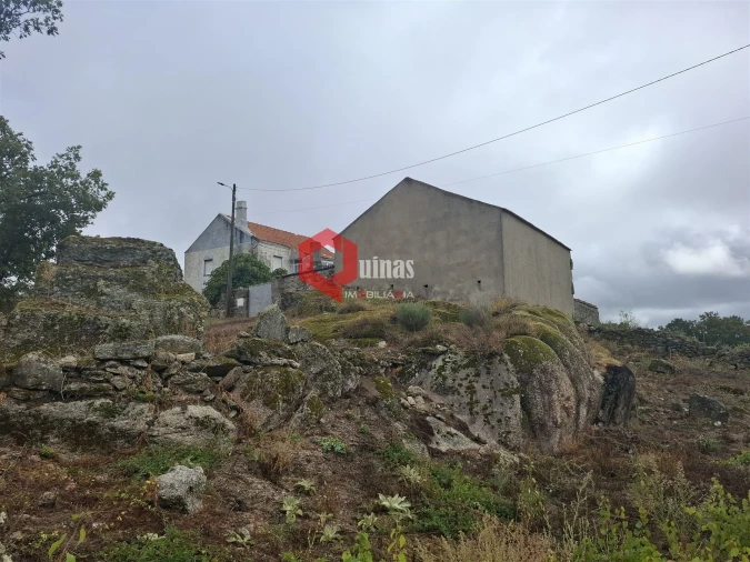 Moradia T2 para Venda em Vila do Touro Foto 2