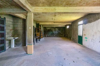 Moradia T3 para Venda em Estreito de Camara de Lobos