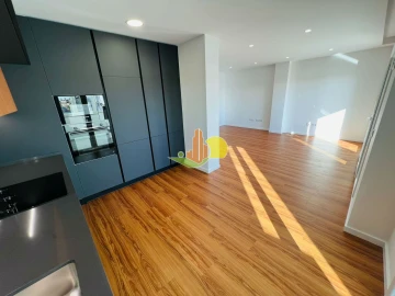 Apartamento T3 para Venda em Tavarede
