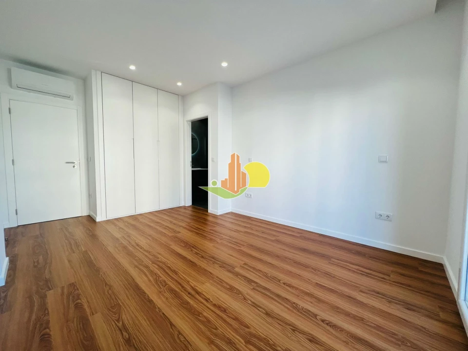 Apartamento T3 para Venda em Tavarede Foto 22