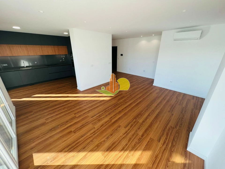 Apartamento T3 para Venda em Tavarede Foto 9