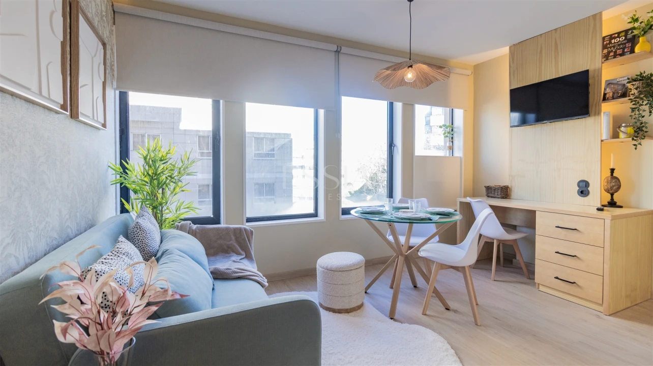 Apartamento T0 para Venda em Cedofeita, Santo Ildefonso, Sé, Miragaia, São Nicolau e Vitória Foto 9