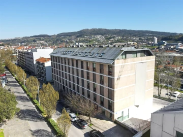 Apartamento T6 para Venda em Creixomil