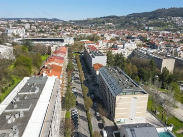 Apartamento T6 para Venda em Creixomil