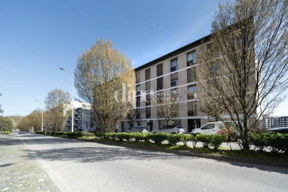 Apartamento T4 para Venda em Creixomil