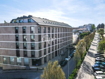 Apartamento T4 para Venda em Creixomil