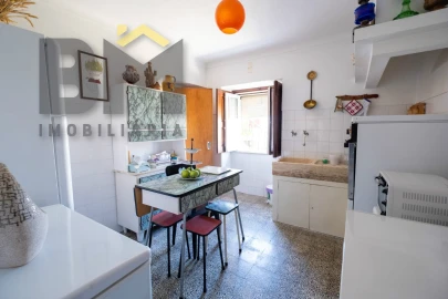 Moradia T5 para Venda em Cebolais de Cima e Retaxo