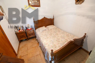 Moradia T5 para Venda em Cebolais de Cima e Retaxo