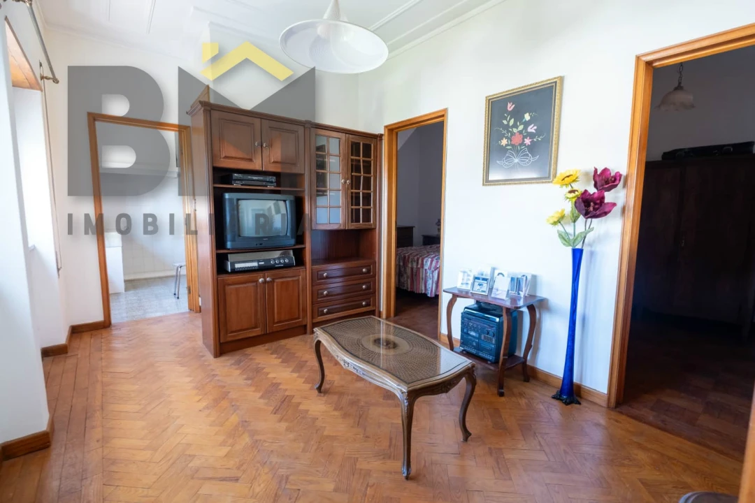 Moradia T5 para Venda em Cebolais de Cima e Retaxo Foto 16