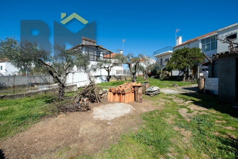 Moradia T5 para Venda em Cebolais de Cima e Retaxo Foto 2