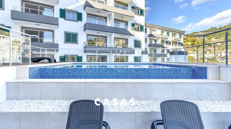 Apartamento T2 para Venda em Caniço Foto 11