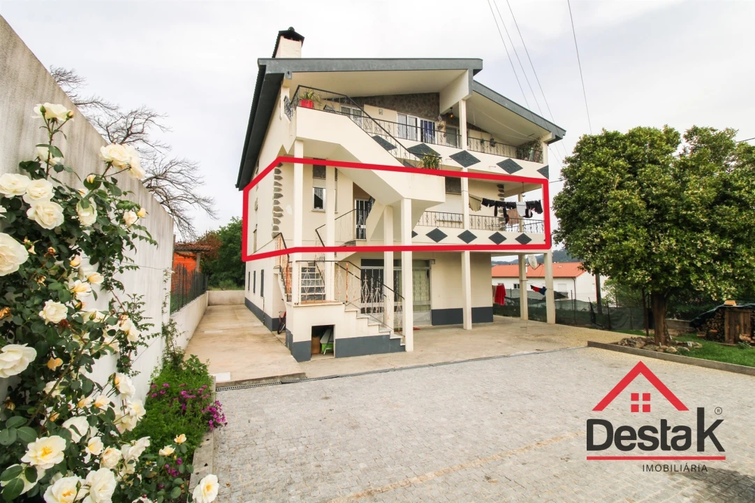 Apartamento T4 para Venda em São Pedro do Sul, Várzea e Baiões Foto 1