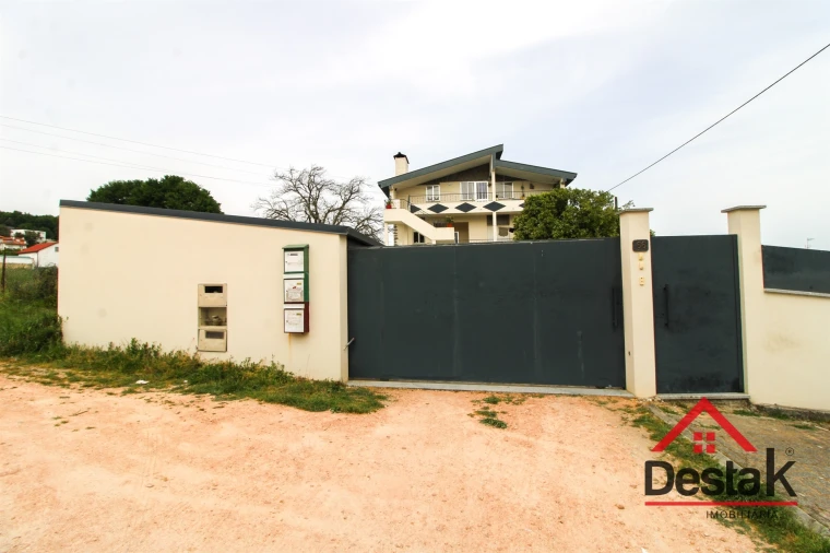 Apartamento T4 para Venda em São Pedro do Sul, Várzea e Baiões Foto 18