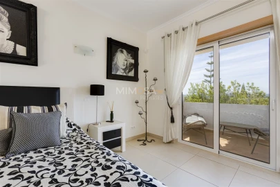 Moradia T5 para Venda em Luz