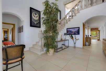 Moradia T5 para Venda em Luz