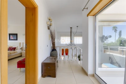 Moradia T5 para Venda em Luz