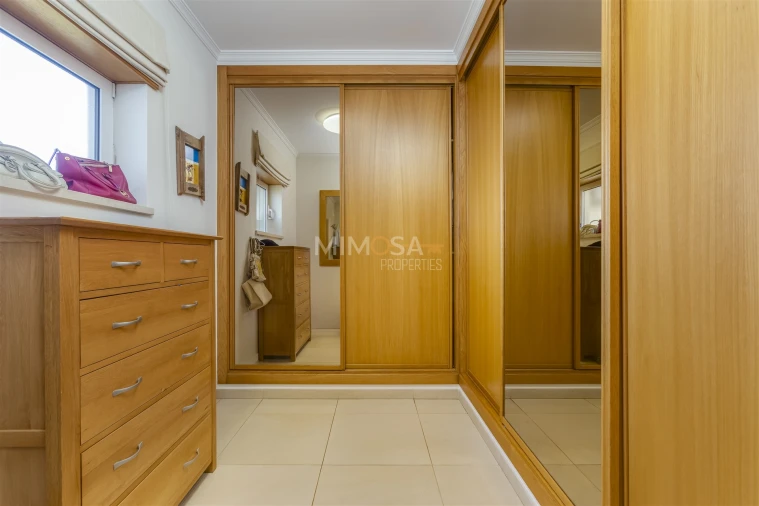 Moradia T5 para Venda em Luz Foto 38