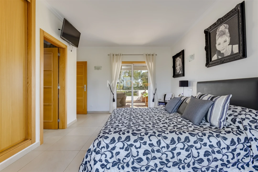 Moradia T5 para Venda em Luz Foto 43