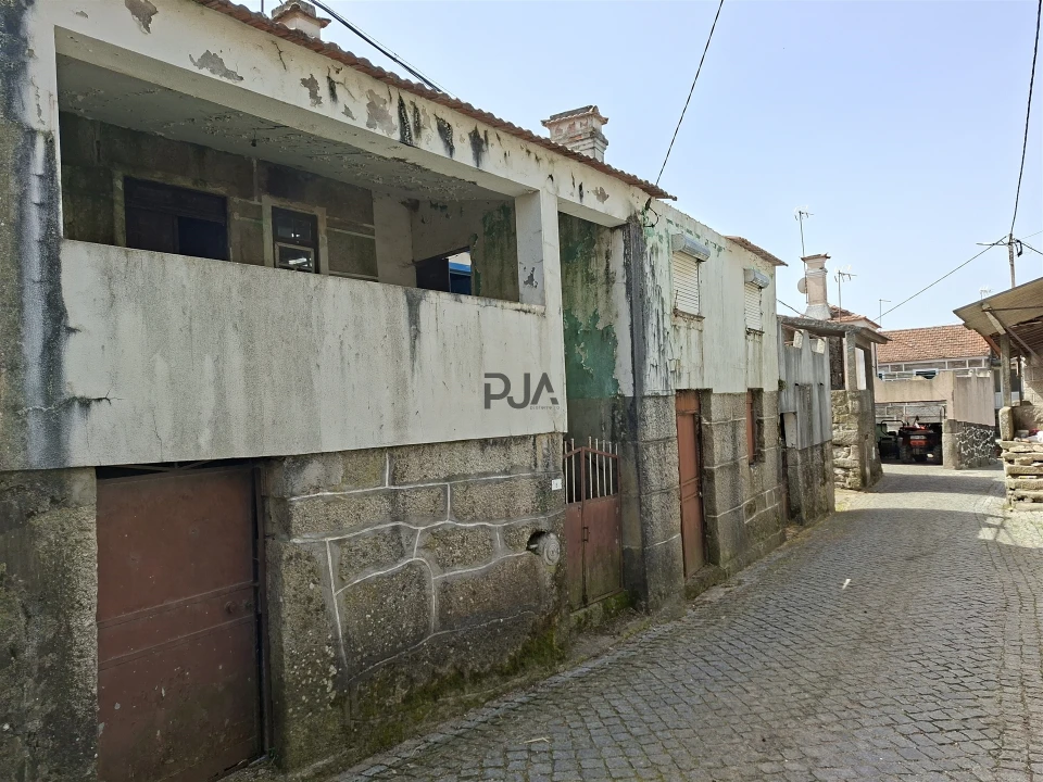 Moradia T2 para Venda em Algodres Foto 3