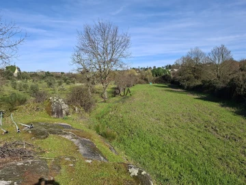 Quinta T0 para Venda em Espinho
