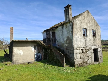 Quinta T0 para Venda em Espinho