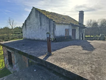 Quinta T0 para Venda em Espinho