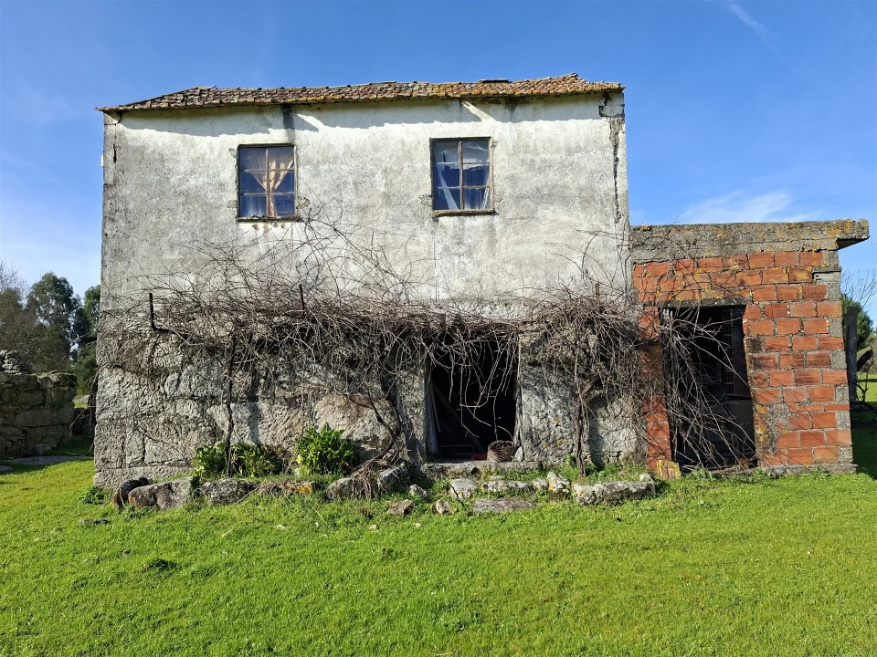Quinta T0 para Venda em Espinho Foto 18