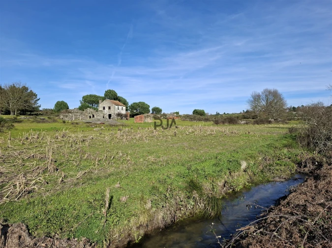 Quinta T0 para Venda em Espinho Foto 12